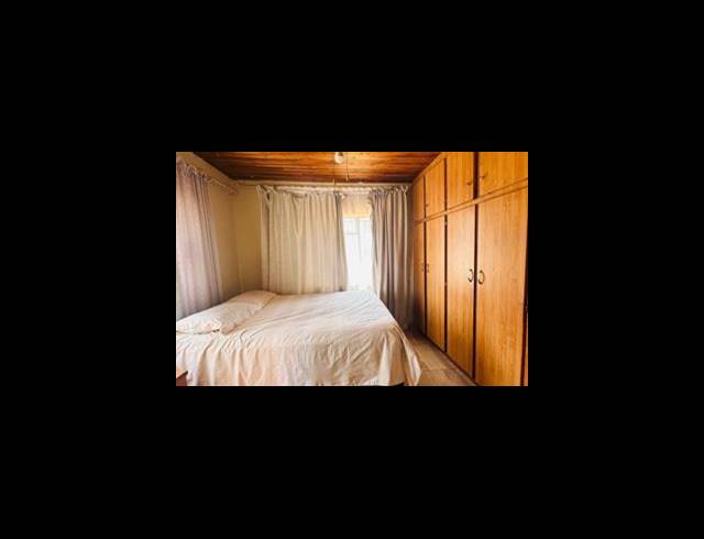 2 BEDROOM HOUSE FOR SALE IN MANKWENG